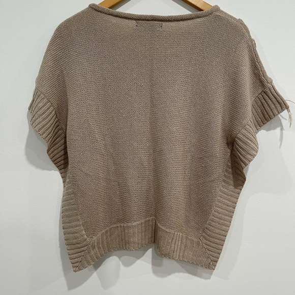 ✨Fringe Knit Sweater✨ - Picture 2 of 2